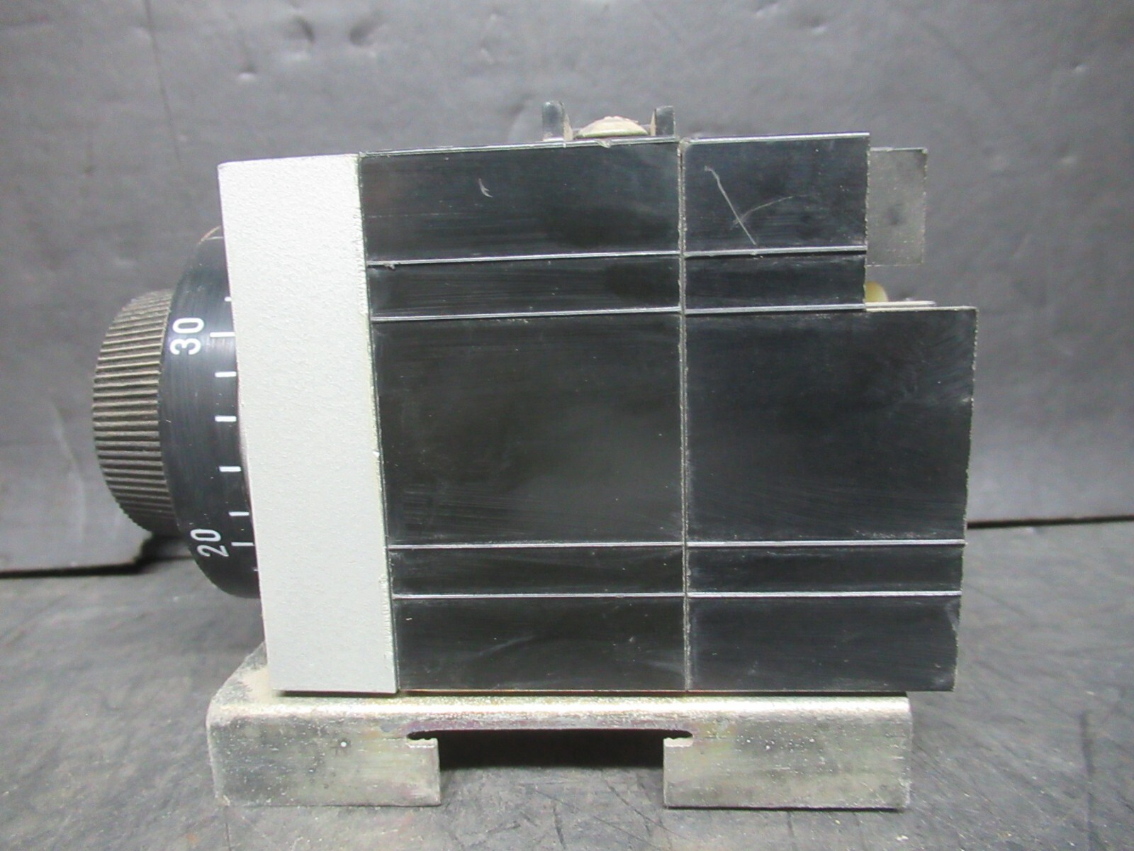 Used AGASTAT TIME DELAY RELAY 5-50 SECONDS 7012AD 120 VAC VOIL 600 VAC 10 AMP