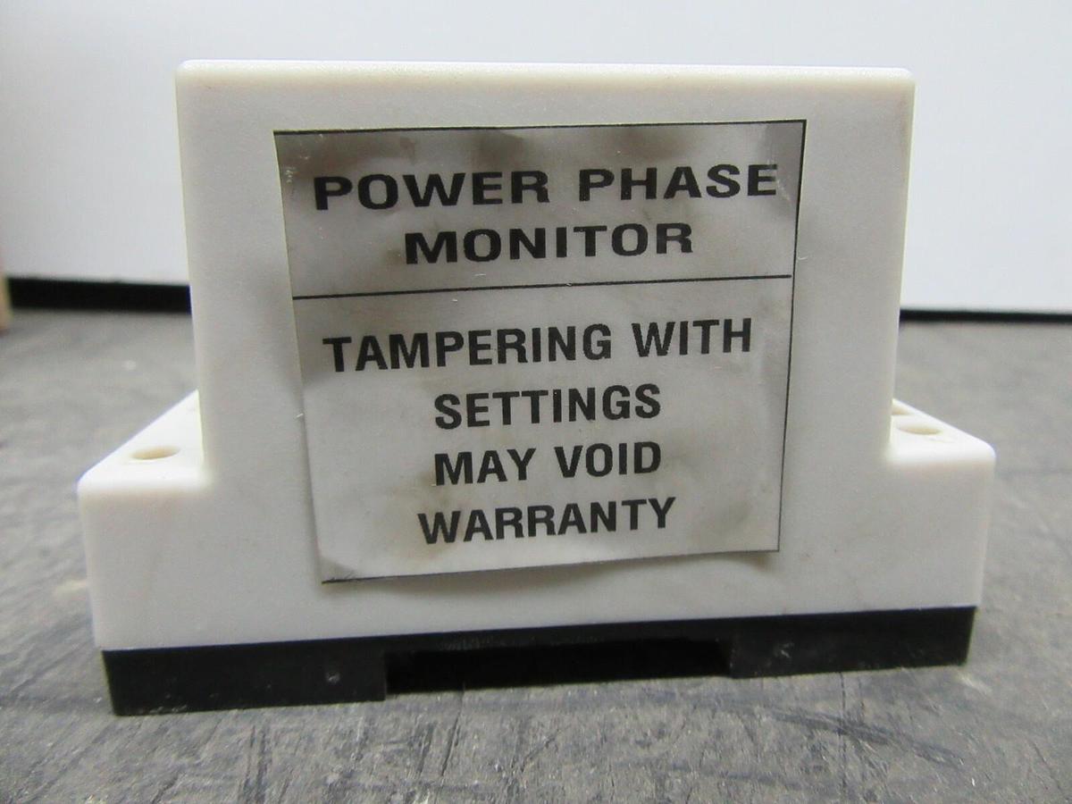 Used SYMCOM MOTOR SAVER MODEL 460 THREE PHASE MOTOR PROTECTOR 480 VAC