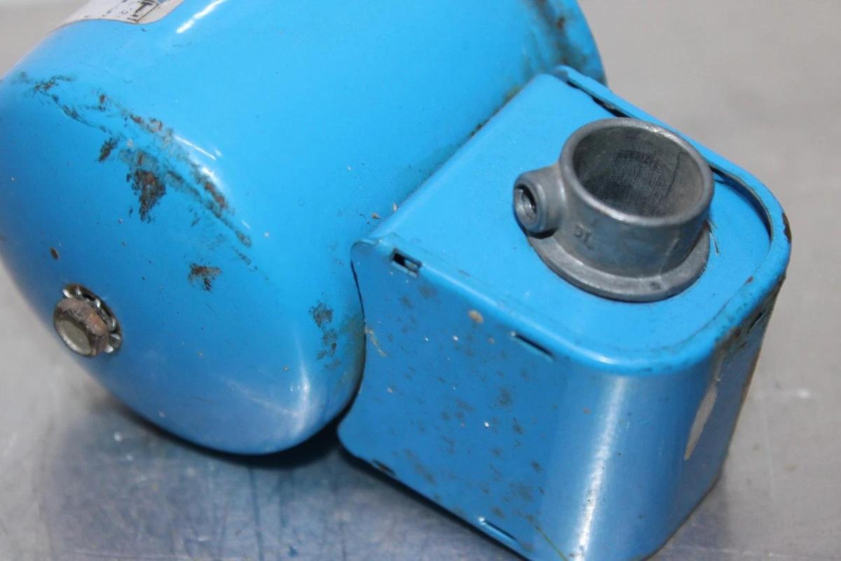 Used ITT SOLENOID GAS VALVE S261SA02N3KK4 120 VAC 0.26 AMP 17.5 WATT 50/60 HZ 25 PSI