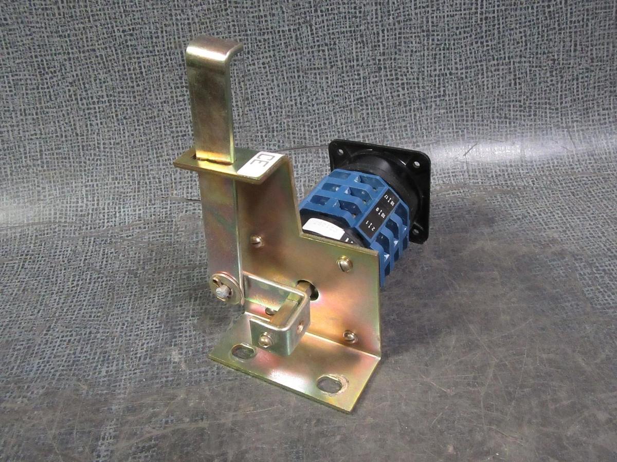 Used KRAUS / NAIMER DRUM SWITCH AND BRACKET 5HP 3PH 10A A11 C21287 **WARRANTY**