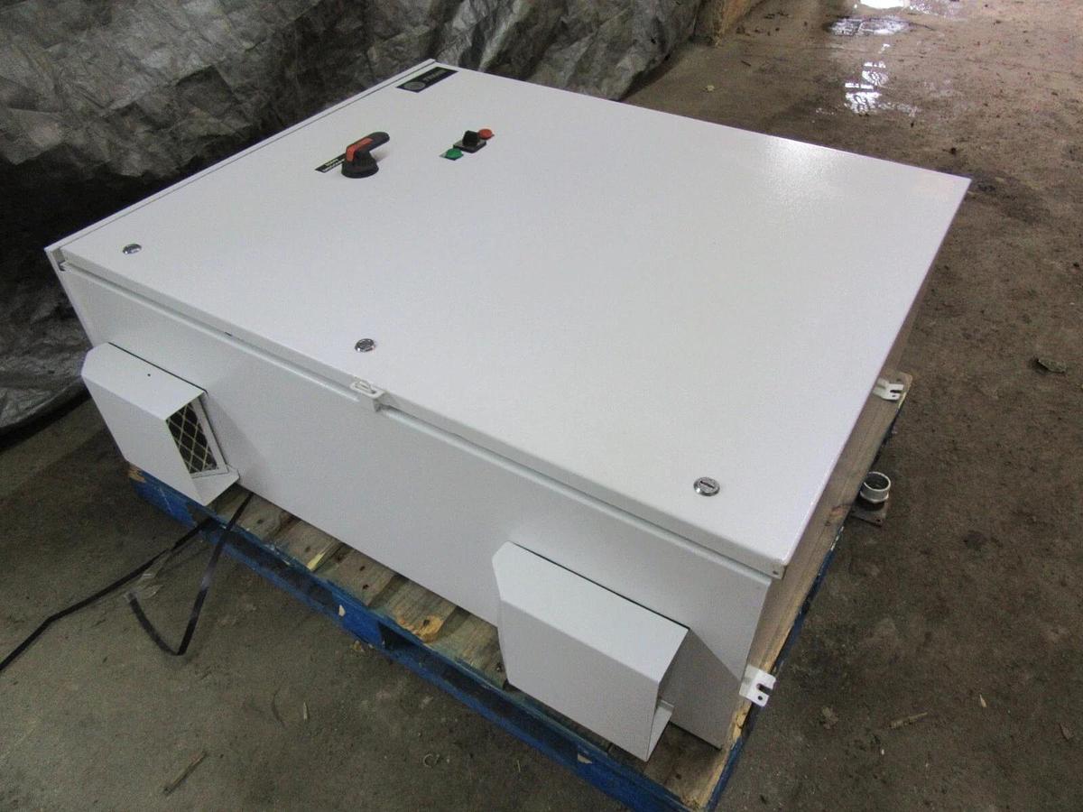 Used TR200 30 HP / 22 KW TRANE VFD DRIVE 92 AMP 200 - 240 VAC 3 PH 131L0742 0-590 HZ