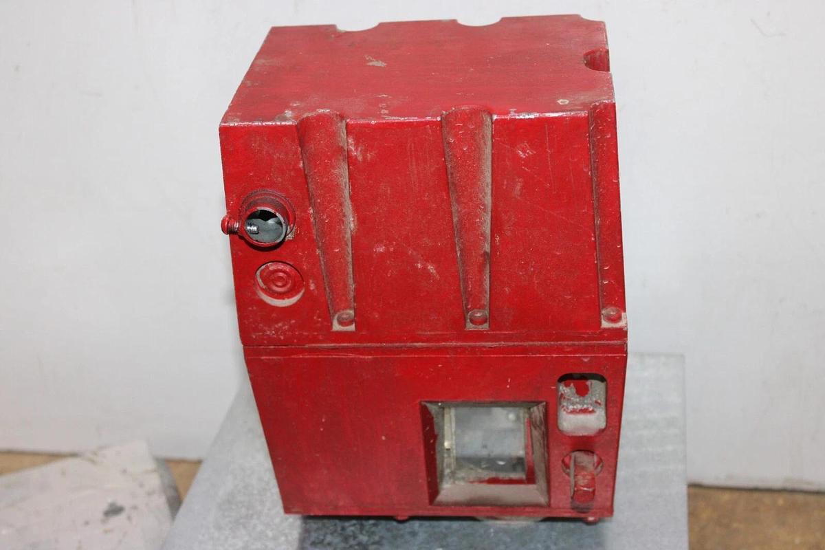 Used HONEYWELL ACTUATOR FLUID POWER GAS VALVE V4055-1098-3 110/120 VOLT 1.57 AMP