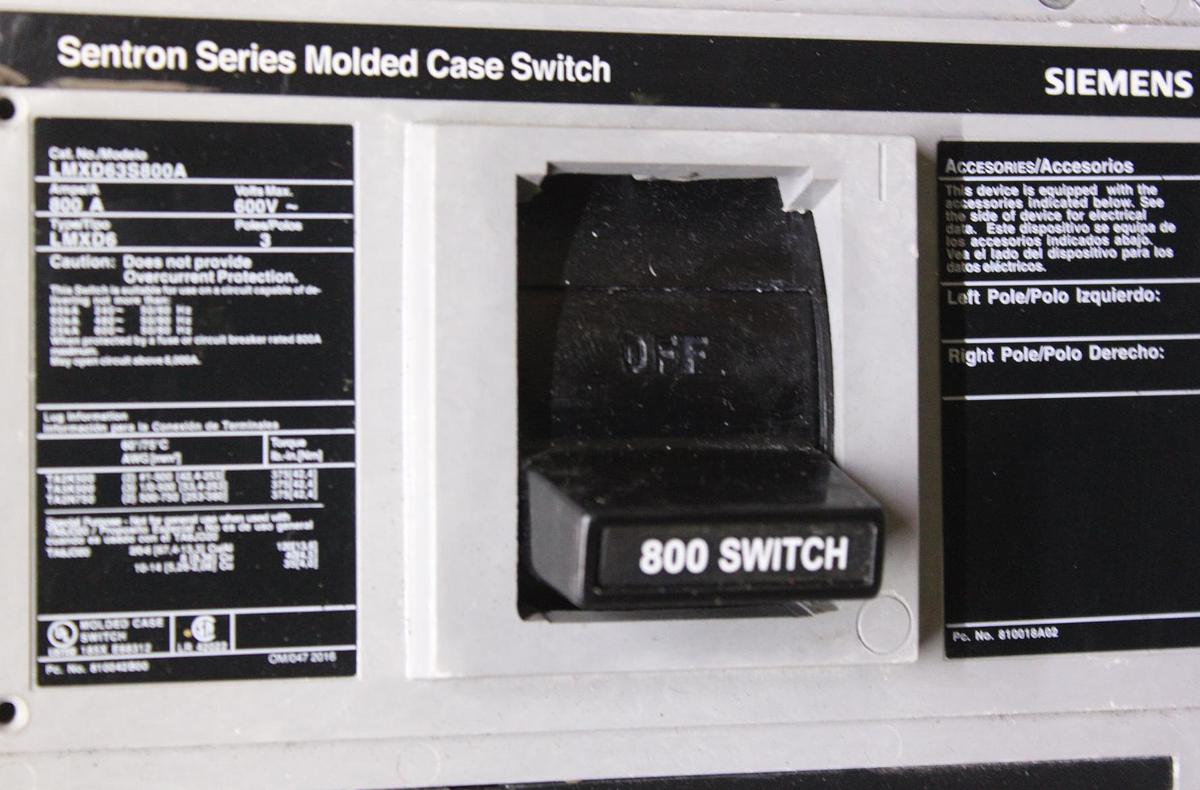 Used SQUARE D CIRCUIT BREAKER Q2L3200 200 AMP 240 VAC 3-POLE