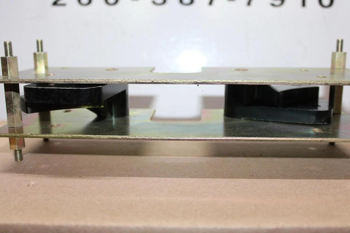 Used CUTLER HAMMER CONTACTOR C32NN3 INTERLOCK **WARRANTY INCLUDED**