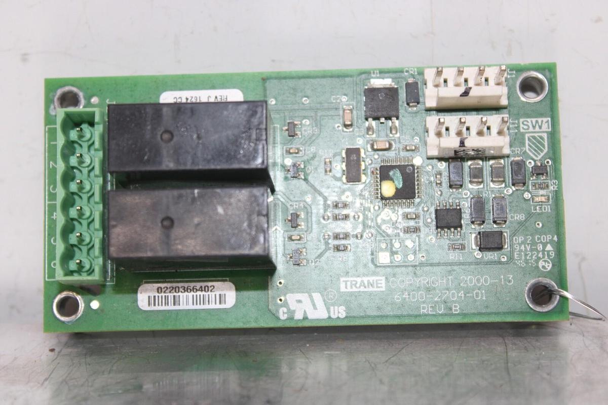 Used TRANE DUAL BINARY CIRCUIT BOARD 6400-2704-01 REV. B X13650733070 REV. J