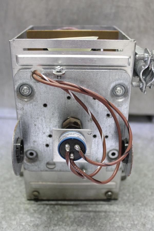 Used CUTLER-HAMMER CONTACTOR C832KN9 200A 600V 3-PHASE 3-POLE COIL: 120V