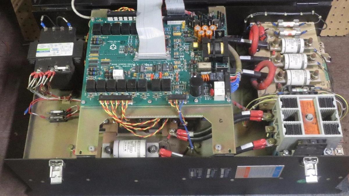 Used AVTRON WESTINGHOUSE ADDVANTAGE-32 DIGITAL DC DRIVE 230/460V 3 PH DC0180-4CLO-C