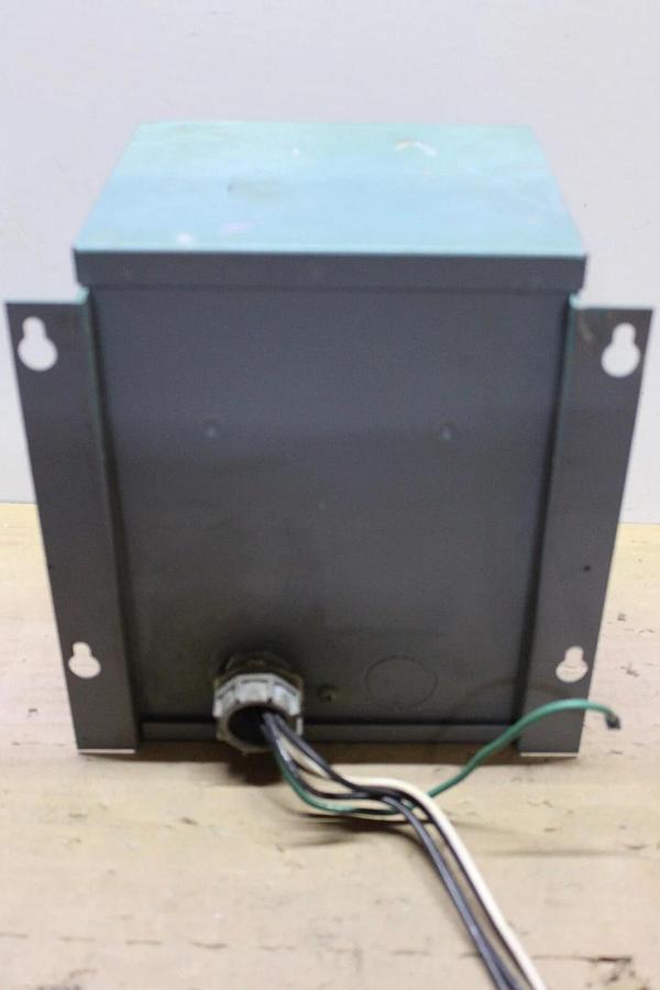 Used SQUARE D TRANSFORMER C1.5S1FY 1.5 KVA PRI: 240/480V SEC: 120/240V *WARRANTY*