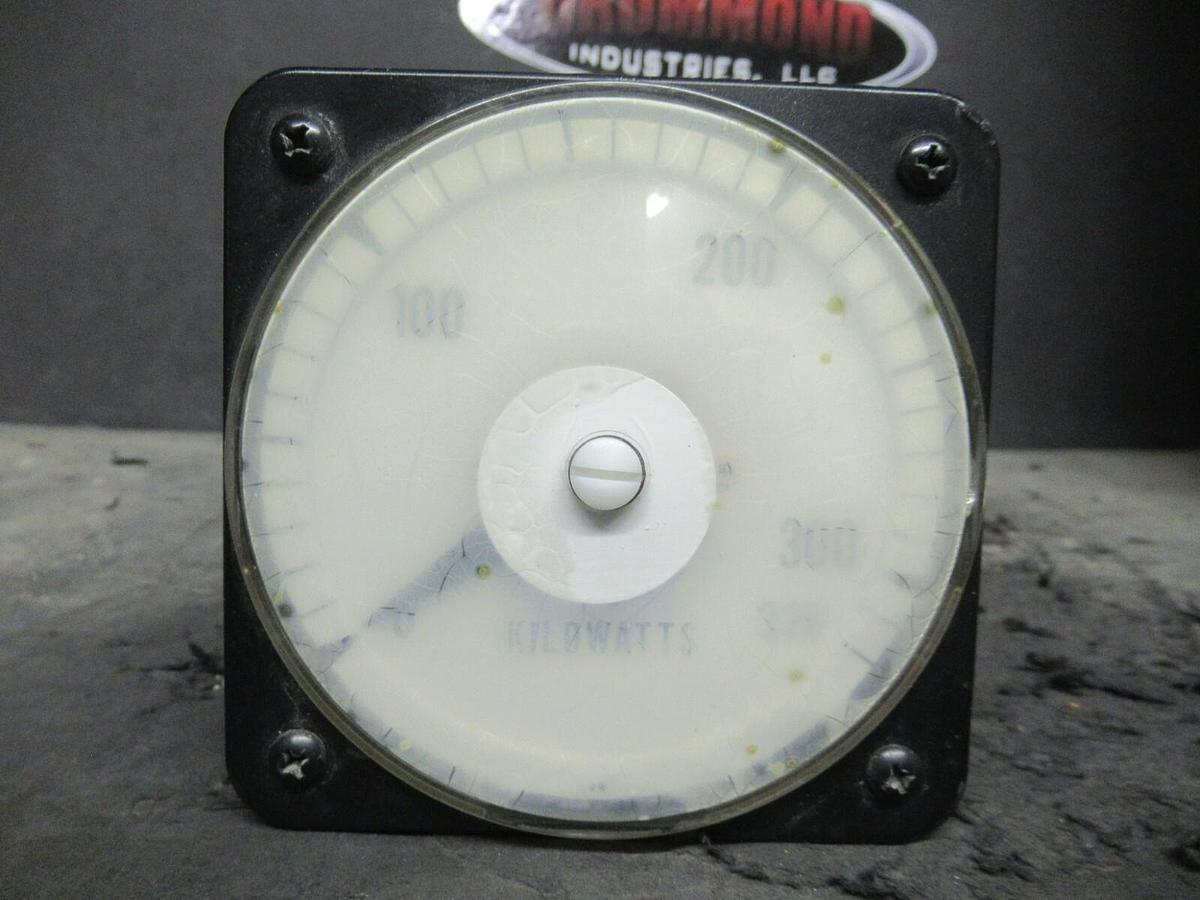 Used YOKOGAWA 103221ARBU7CLC KILOWATTS METER 103221 3 PH 3 WIRE 5 AMP 120 V 500.4 CW