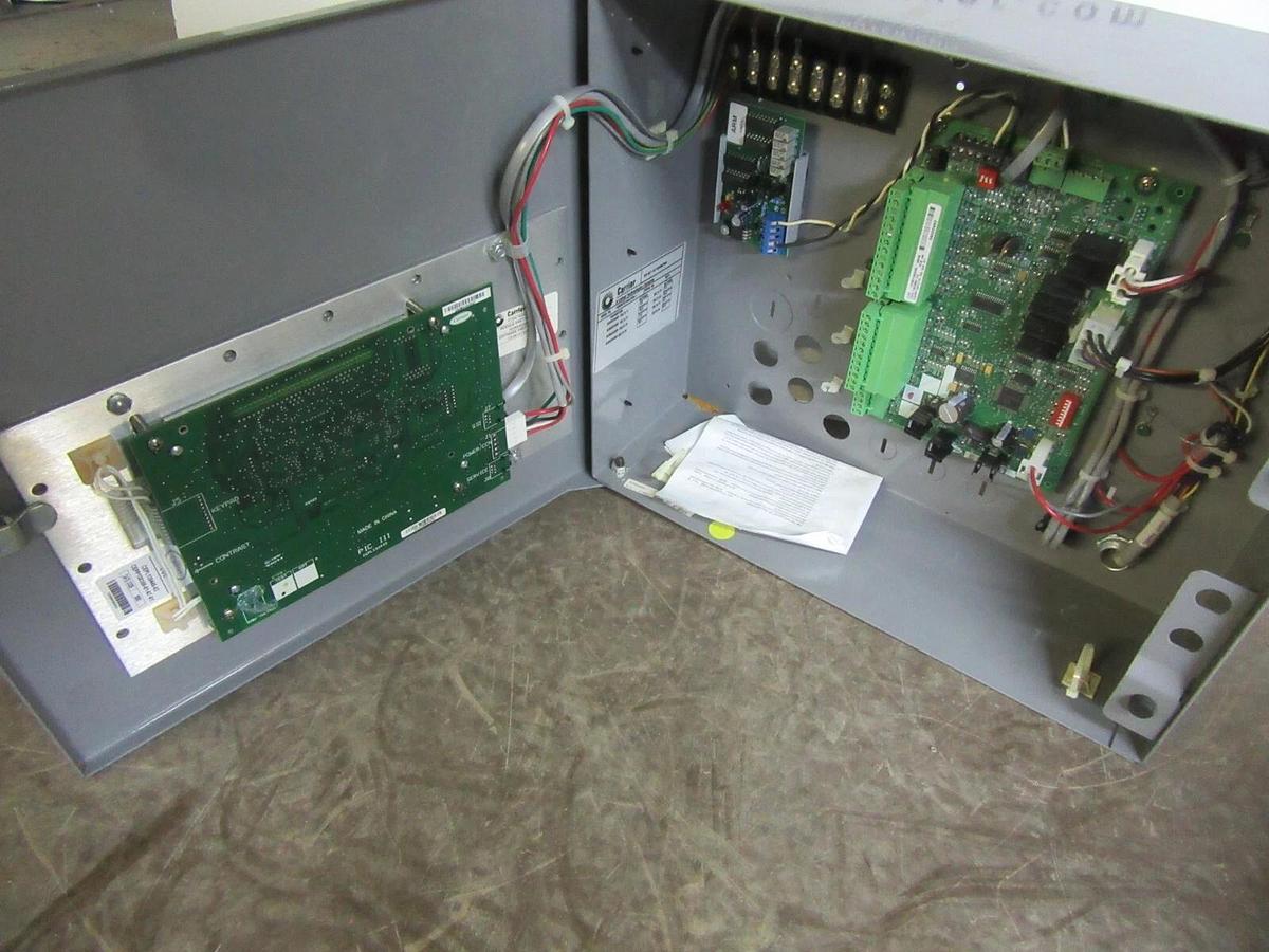 Used CARRIER COMFORT NETWORK ENCLOSURE 19XRV5757445LDH64 / 19XR04029402 CEPL130445-02