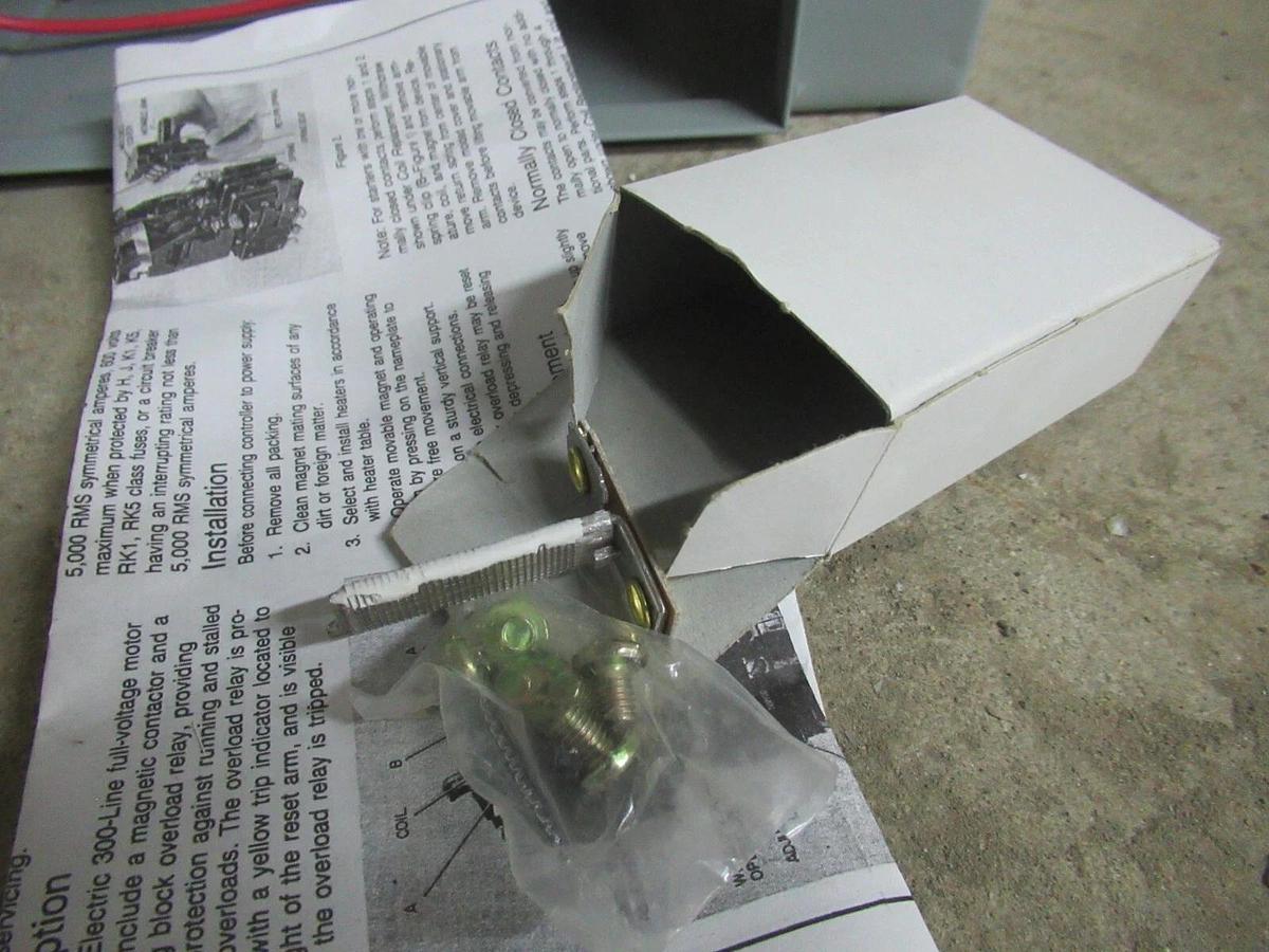 NEW SURPLUS GE 300 LINE CONTROL TYPE 1 ENCL. W/ SIZE 0 CR308BT**RA2AALKA#