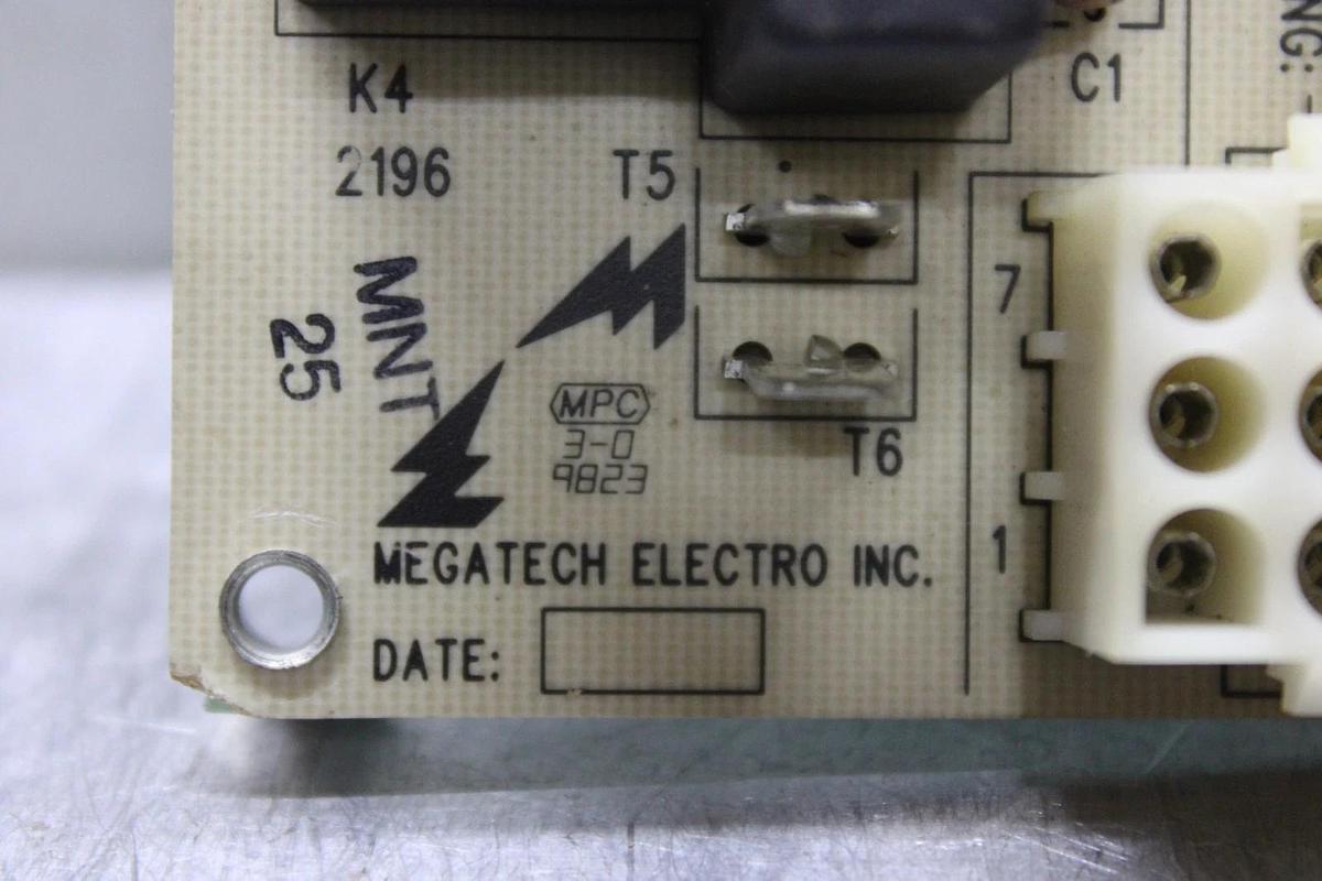 Used MEGATECH ELECTRO RELAY I/O CIRCUIT BOARD HK35AA003 PCBHK35AA0003 REV. 4