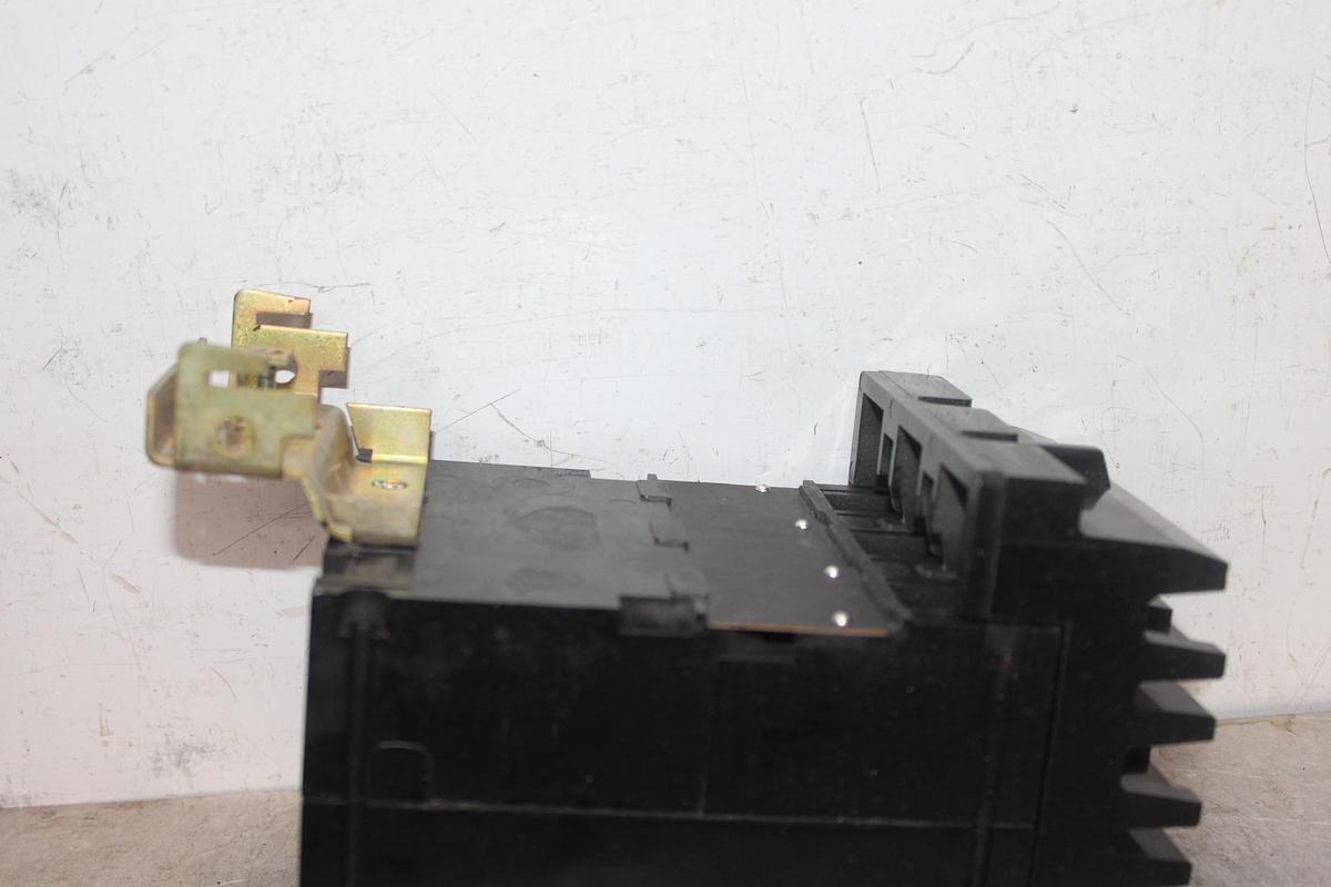 Used SQUARE D I-LINE CIRCUIT BREAKER FA34040 SERIES 2 40 AMP 480 VAC 3-POLE