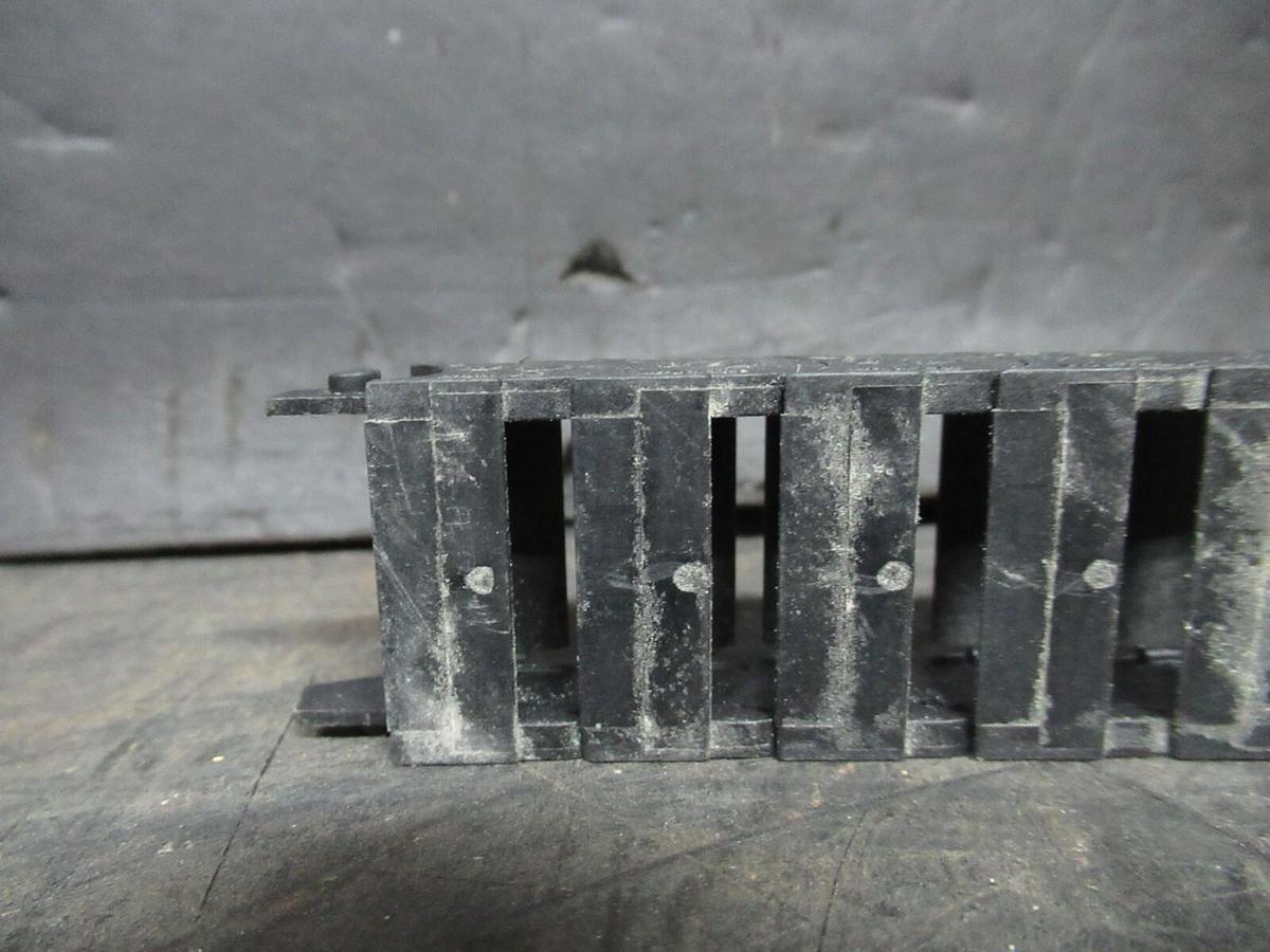 Used OKSO PLASTIC WIRE TACK 6 1/2" LENGTH X 1" WIDTH X 1/2" TALL KR-37 0130.20