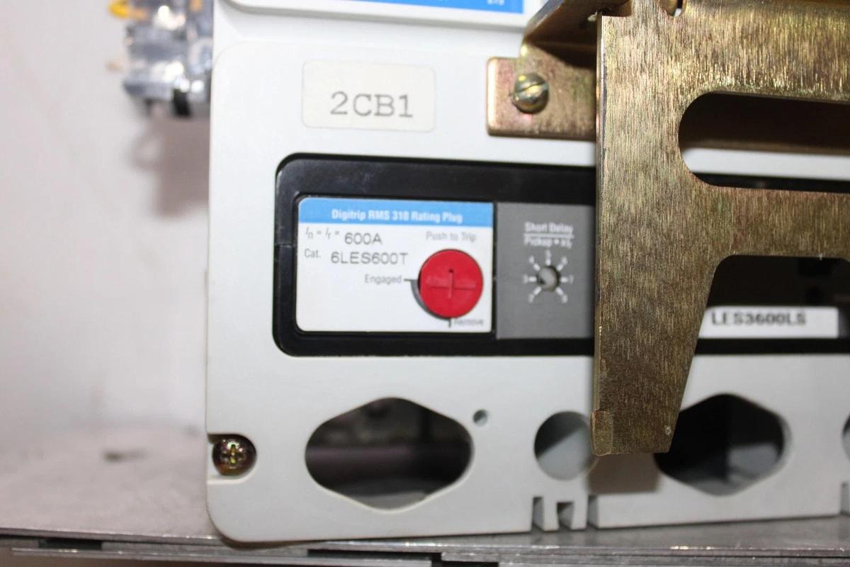 Used CUTLER HAMMER CIRCUIT BREAKER HLD3600F 600 AMP 600 VAC 3-POLE W/ SHUNT TRIP