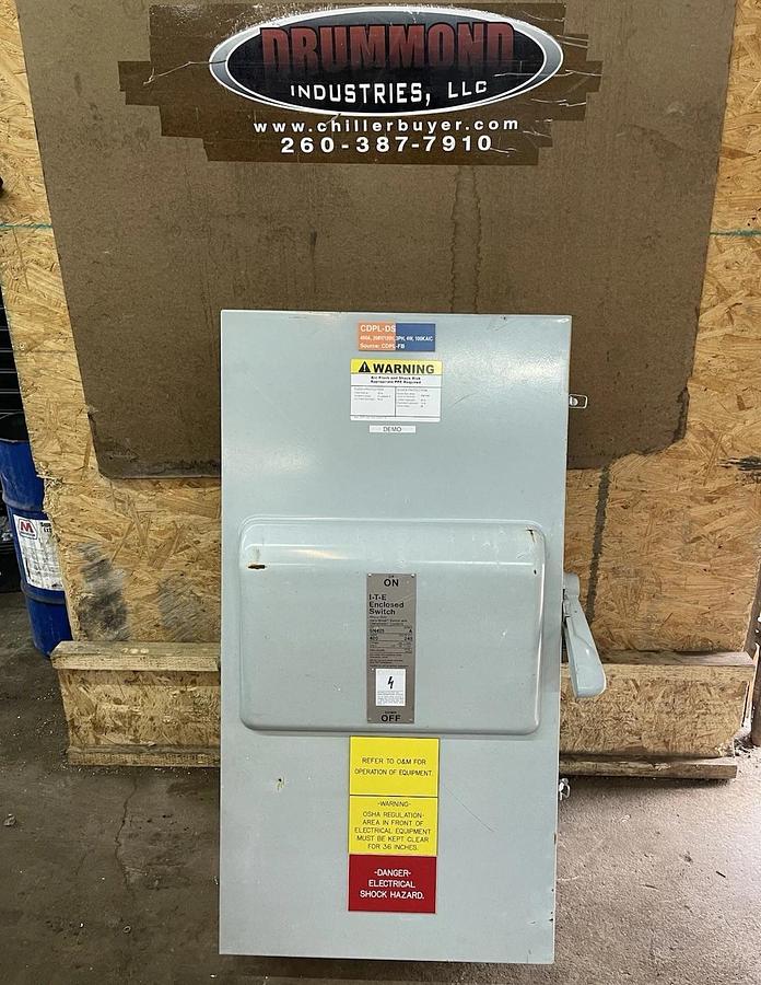 Used ITE HEAVY DUTY VACU-BREAK ENCLOSED SWITCH SN-425 NEMA 1 400 AMP 240 VAC