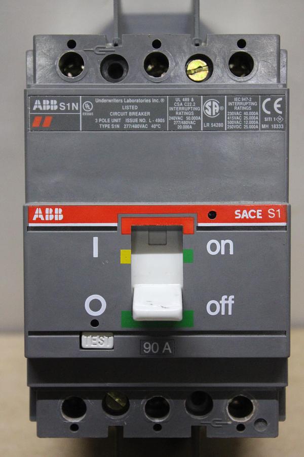 LOT OF 2 NEW SURPLUS SIEMENS BREAKER B220 20 AMP 120/240V 2-POLE