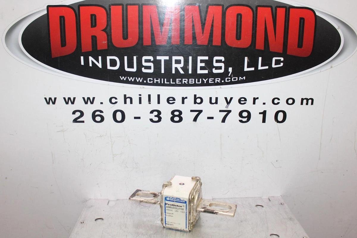 Used FERRAZ SHAWMUT PROTISTOR SQUARE BODY FUSE A065UD32LI1100 650 VAC 1100 AMP