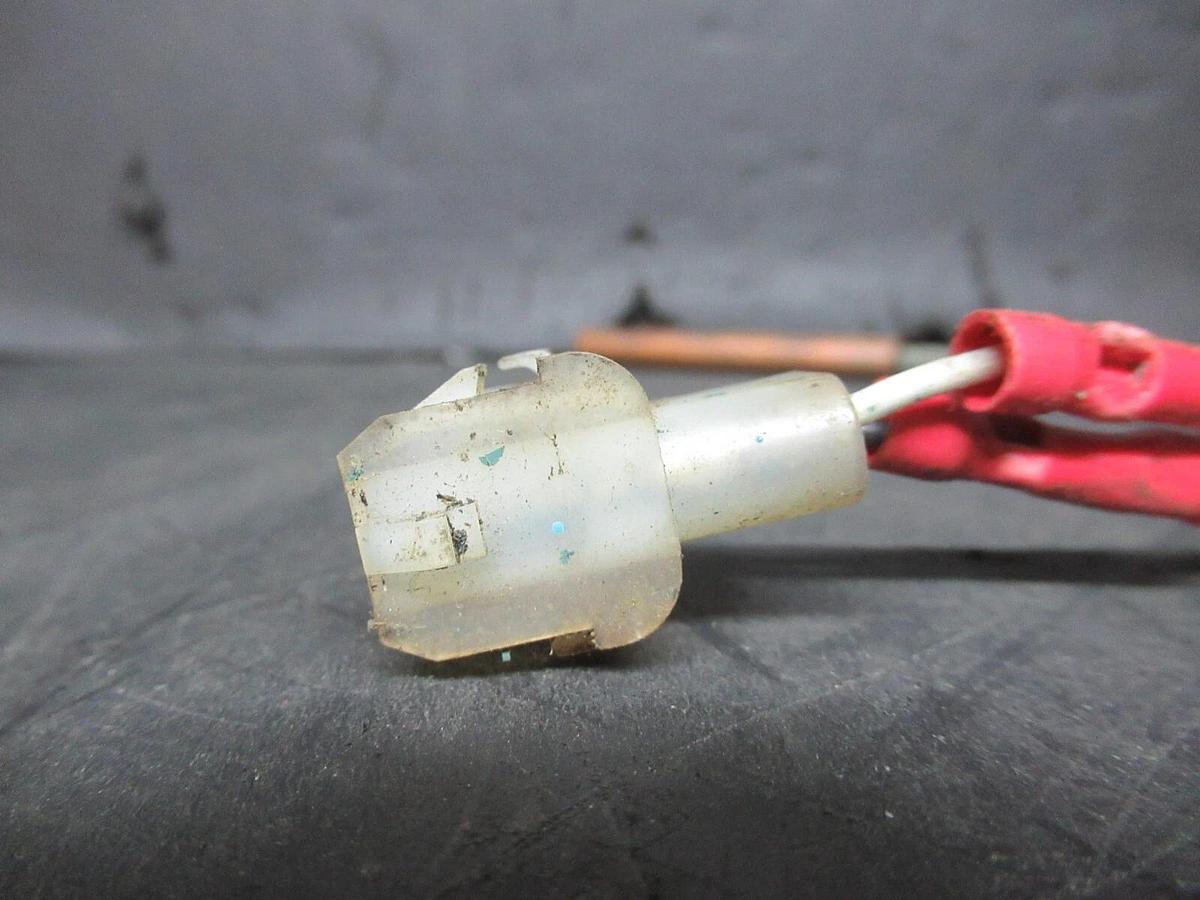 Used YORK INTERNATIONAL WATER TEMPERATURE SENSOR 025-29964-000C **WARRANTY**