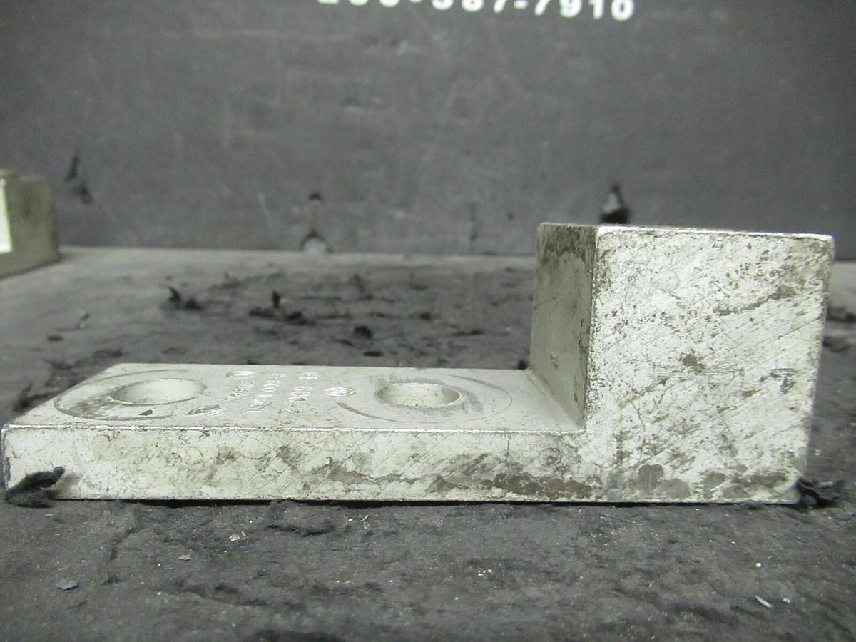 Used (3) QTY GE GE-600-2 1 SINGLE BARREL MECHANICAL CONNECTOR LUGS TAP 600 KCMIL - 2
