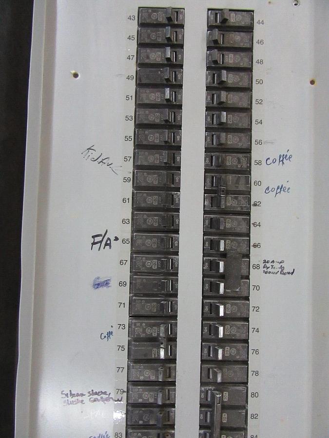 Used GE SERVICE PANEL AQF3424MBX AB64B 400 AMP 208/120 VOLT 3-PHASE 4-WIRE