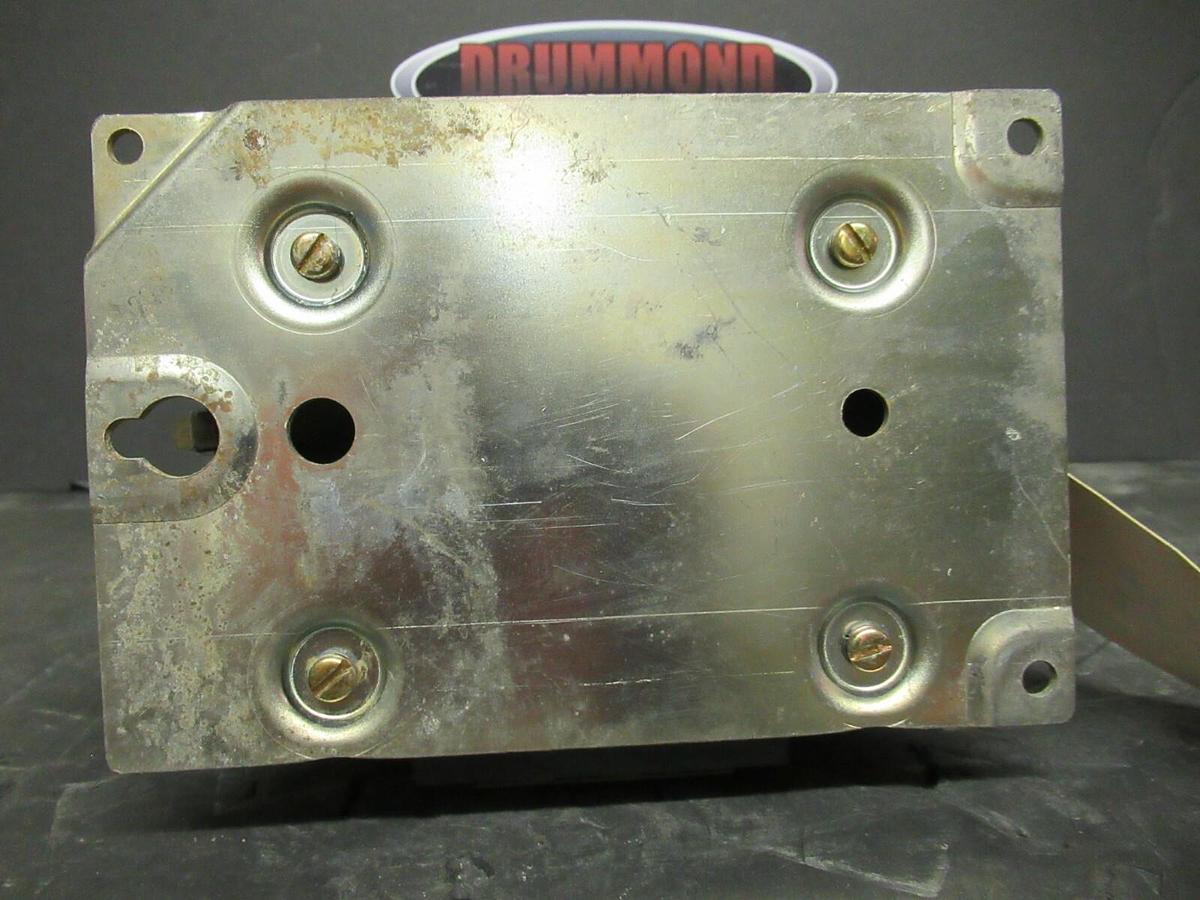 Used 120 AMP CUTLER HAMMER CONTACTOR C832JN6 SER. B1 COIL: 120 VAC **WARRANTY**