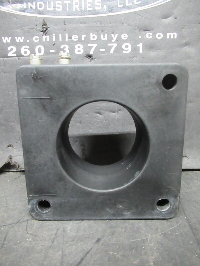 Used SQUARE D CURRENT TRANSFORMER 180R-601 RATIO: 600:5 25-400 HZ 10 KV 600 VOLT