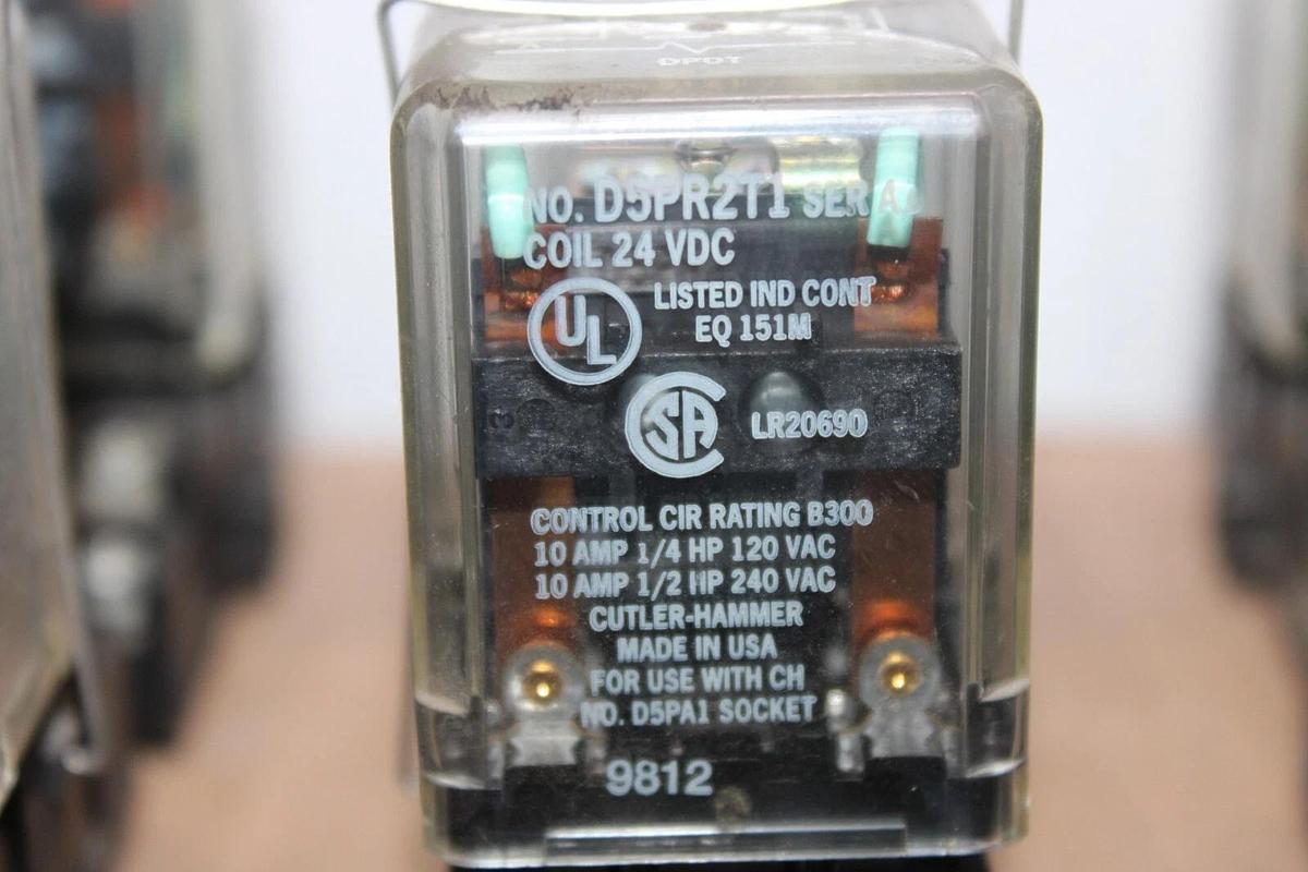 Used LOT OF 6 CUTLER HAMMER RELAY D5PR2T1 24 VDC 10 AMP 1/2 HP **WARRANTY INCLUDED**