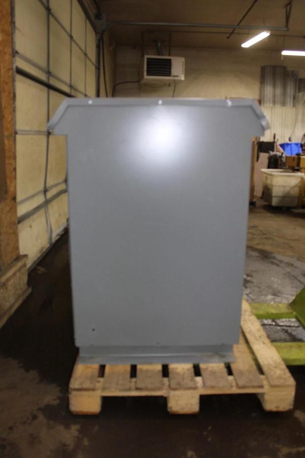 225 kVA SIEMENS TRANSFORMER 3F3Y225D16 HIGH: 480V LOW: 208/120V NEMA 3R 3-PHASE