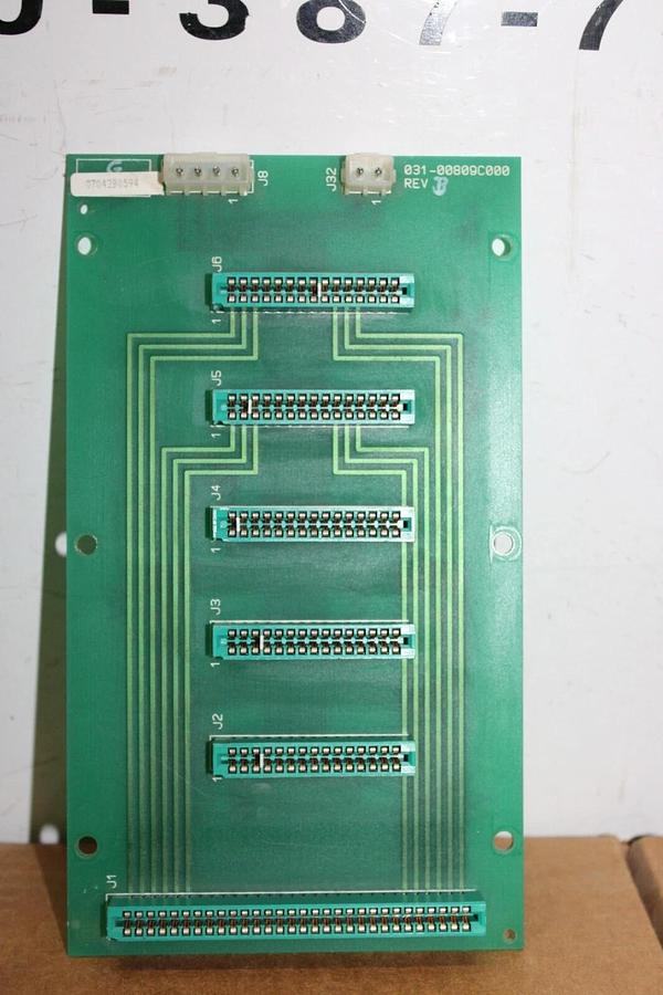 Used YORK 5-SLOT CHASIS BASE BOARD 031-00809C000 REV. B **WARRANTY INCLUDED**