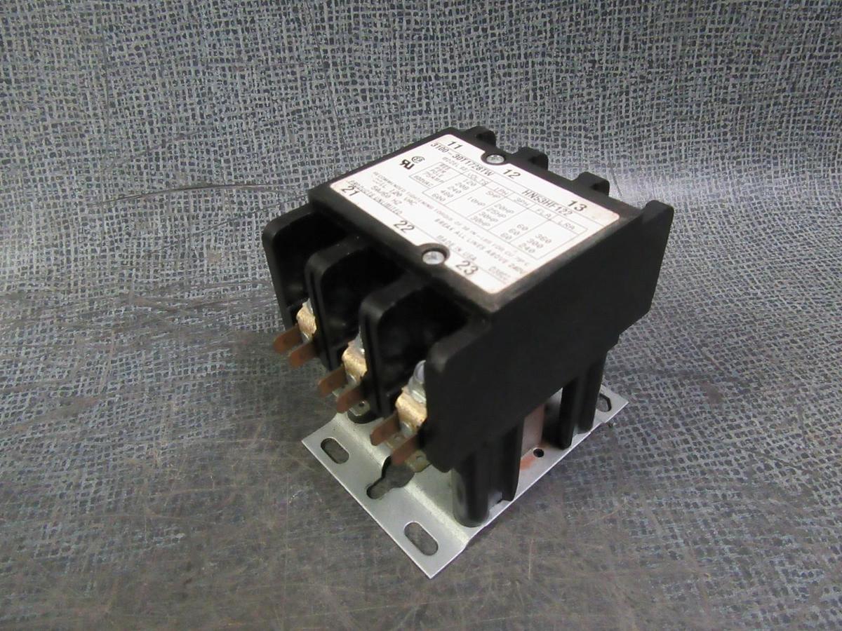 Used PRODUCTS UNLIMITED CONTACTOR 3100-30T1728TW HN53HF122 600V 60A 75A/RES 10HP