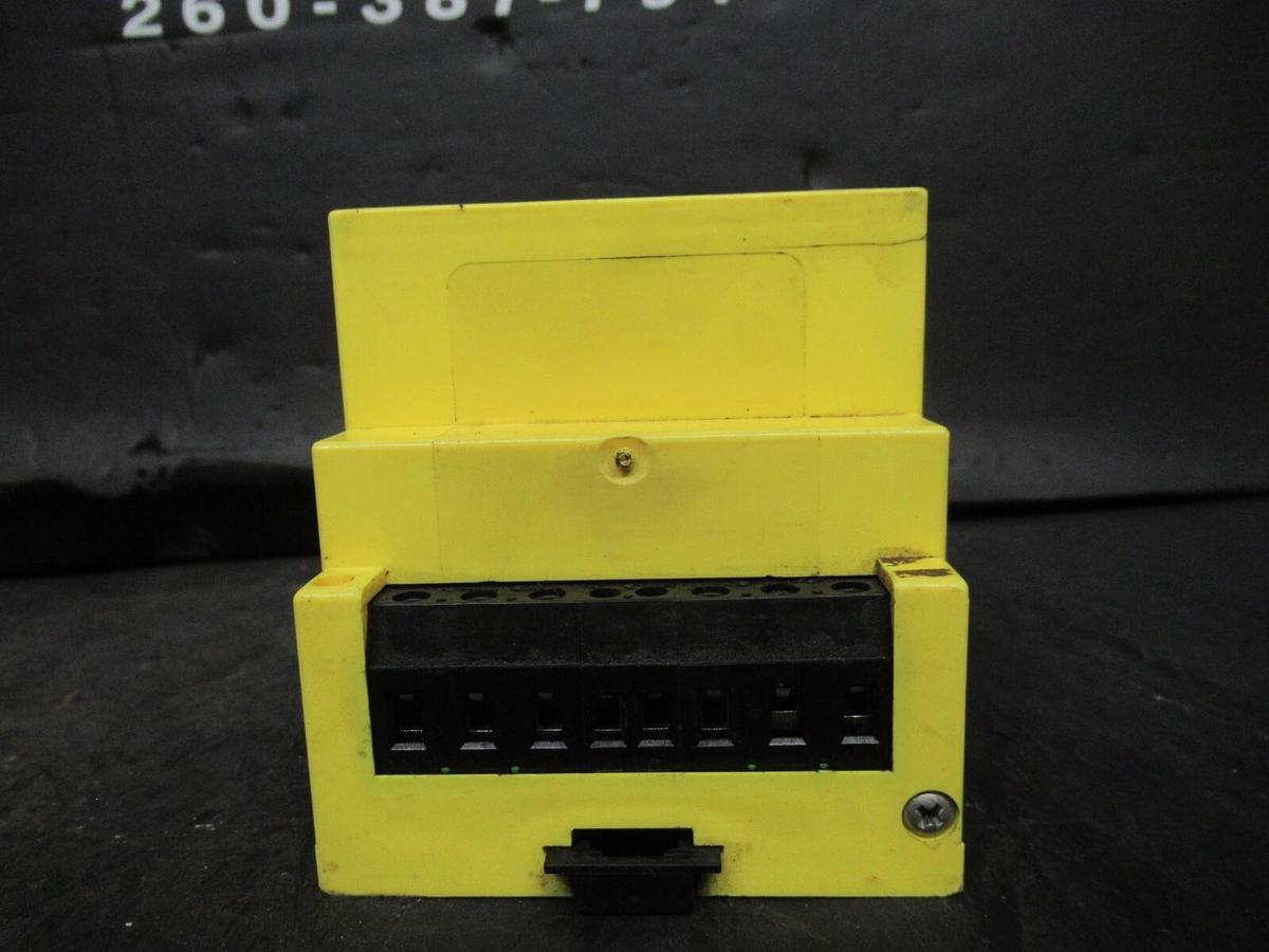 Used BENDER ELECTRIC RESIDUAL CURRENT MONITOR RCM460Y-13 **WARRANTY INCLUDED**
