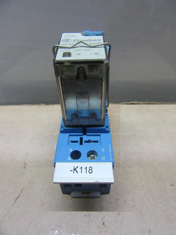 Used LOT OF 4 FINDER RELAY 55.34.9.024.0090 7 AMP 24 VDC W/ 94.04 BASE