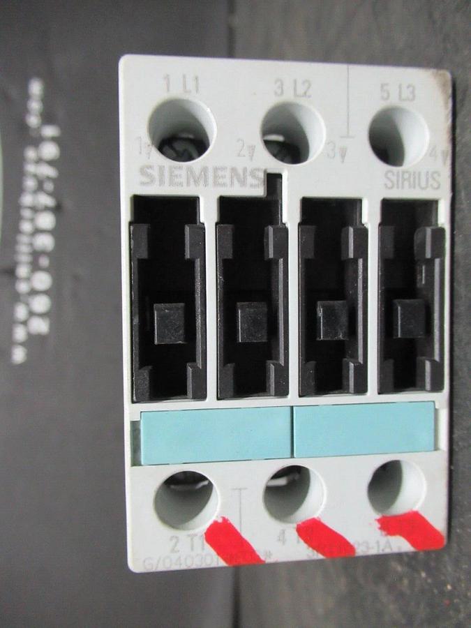 Used SIEMENS CONTACTOR 3RT1023-1A 35 AMP 600 VAC 7.5 HP 3-PHASE COIL: 110/120