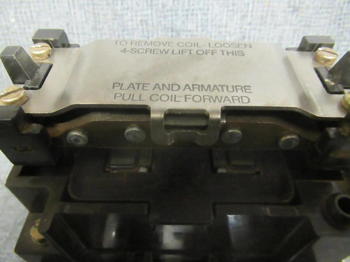 Used CUTLER-HAMMER CONTACTOR C32JN3 120 AMP 600 VOLT 3-PHASE COIL: 110/120V