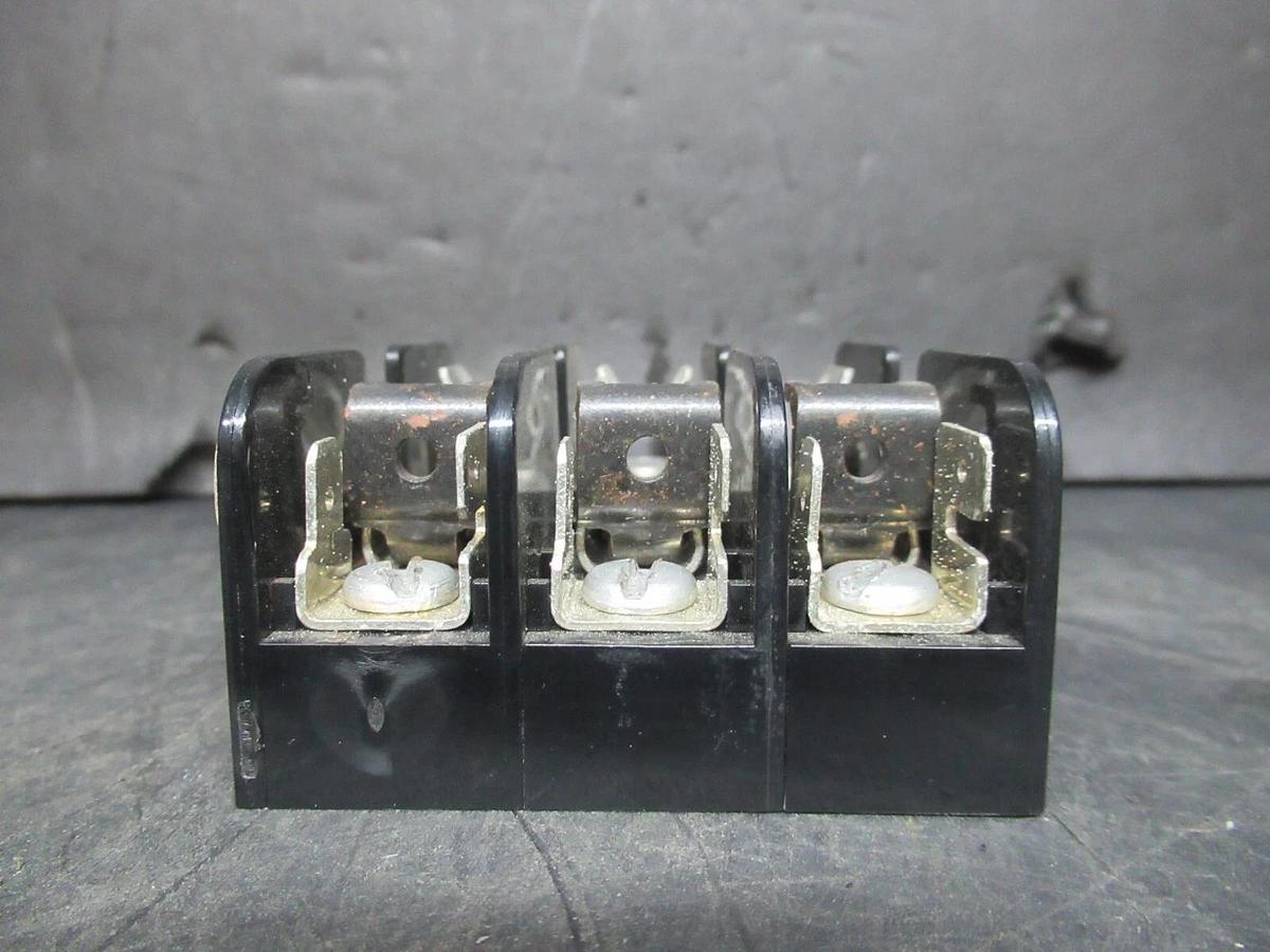 Used GOULD SHAWMUT THREE POLE FUSE BLOCK 30313R 600 VOLT 30 AMP CLASS CC **WARRANTY**