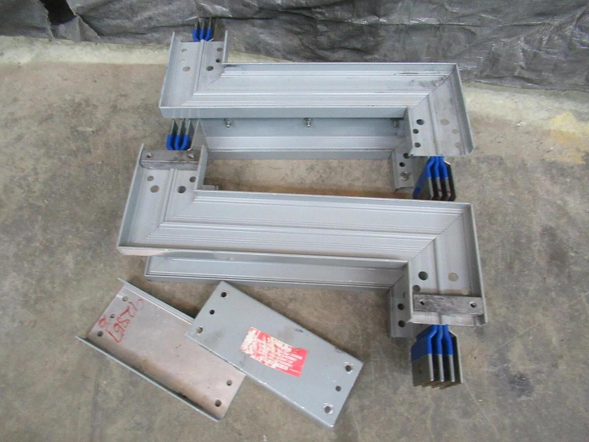 Used 3000 AMP GE SPECTRA SERIES EDGEWISE BUSWAY OFFSET 0292867 600 V 3 PH 3 W W/ G