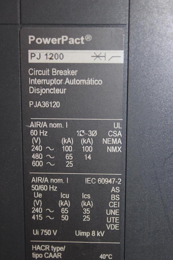 Used SQUARE D I-LINE CIRCUIT BREAKER MA36400 400 AMP 600 VAC 3-POLE