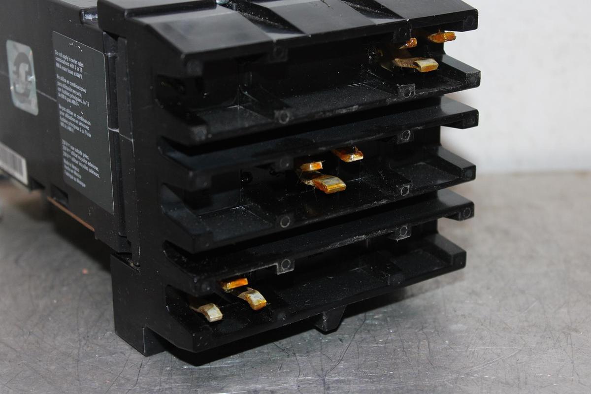 Used SQUARE D I-LINE CIRCUIT BREAKER FH36040 40 AMP 600 VOLT 3-POLE