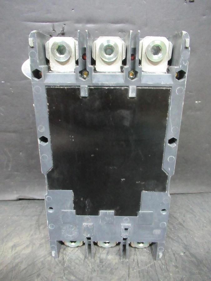 Used EATON MOLDED CASE SWITCH LGK3400KSG 400 AMP 600 VAC 3-POLE STYLE: L400K