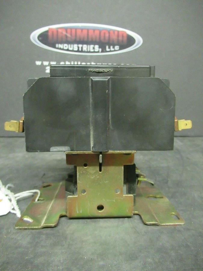 Used HONEYWELL CONTACTOR DP3090B-1005 90 AMP 112 AMP/RES 600 VAC 50 HP