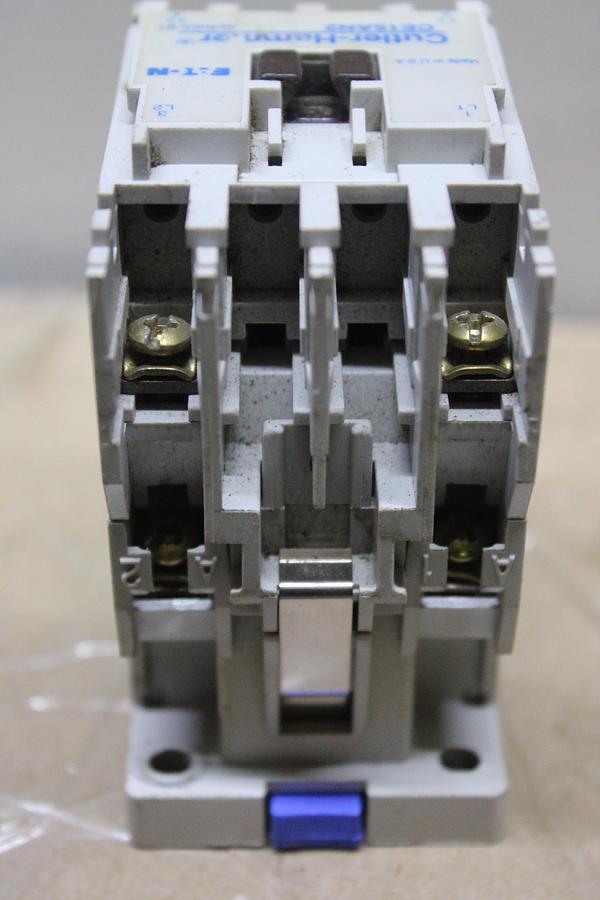 Used CUTLER-HAMMER NEMA CONTACTOR C10J3 NEMA SIZE 6 540 AMP 600V 400 HP