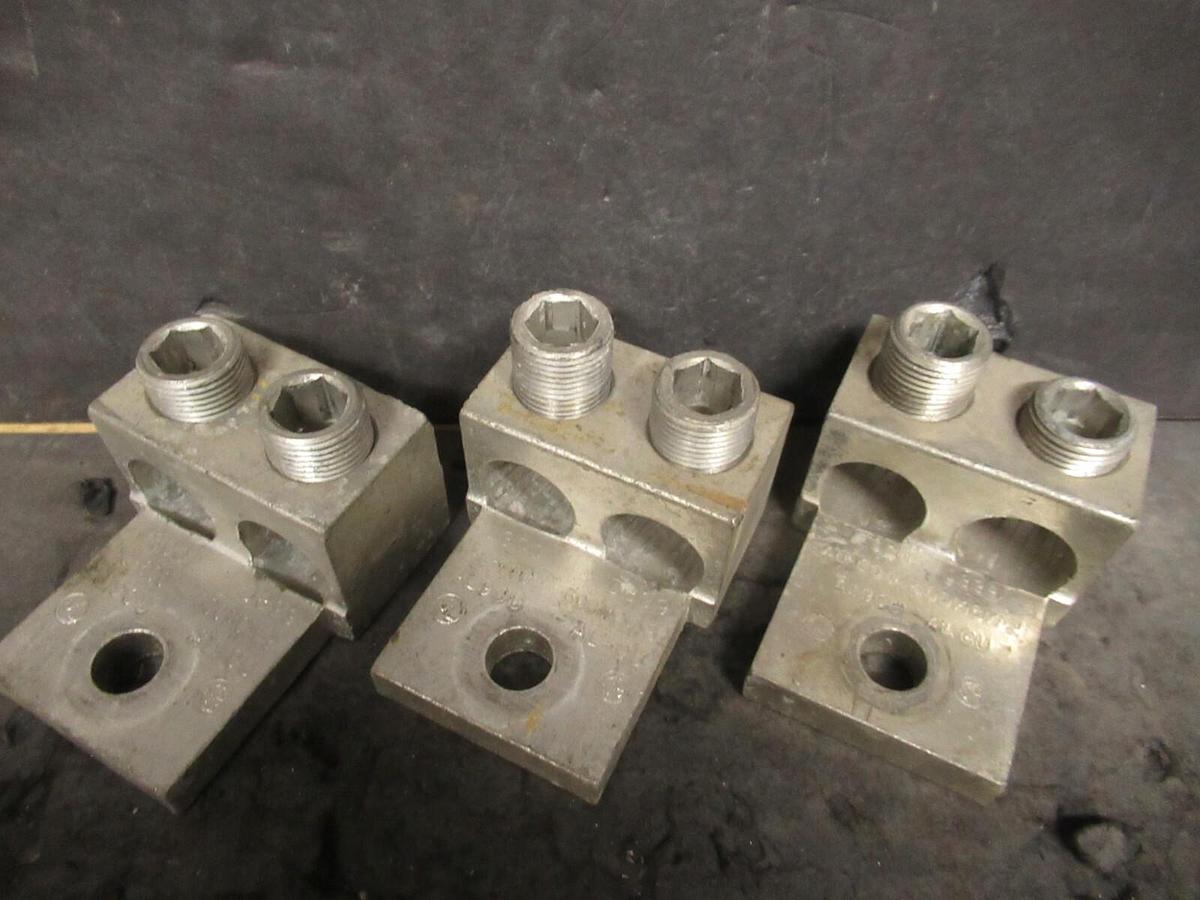 Used (3) QTY ILSCO D899  2 (DOUBLE) BARREL MECHANICAL CONNECTOR LUG TAPS 600MCM - 2
