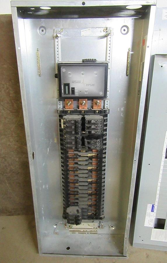 Used GE SERVICE PANEL AQF3421ABX 125 AMP 208Y/120 VOLT 3-PHASE W/ SURGE PROTECTOR
