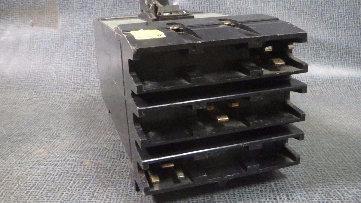 Used SQUARE D I-LIMITER I-LINE CIRCUIT BREAKER 100 AMP 600 VAC 3 POLE MODEL IF36100