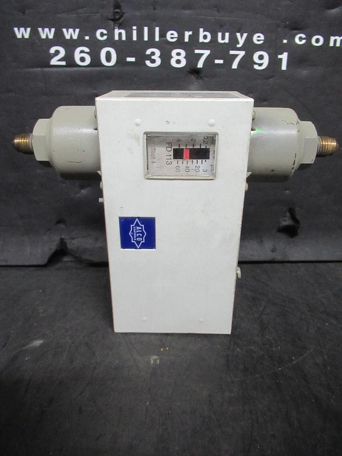 Used ALCO PRESSURE CONTROL GAUGE FD113-SNBA-000-74040 450 PSI 1/2 HP 9.8 AMP 240 VAC