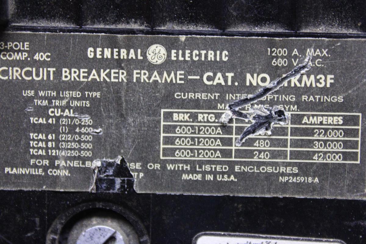 Used CUTLER HAMMER CIRCUIT BREAKER LDC3600F 600 AMP 600 VAC 3-POLE LDC-100K
