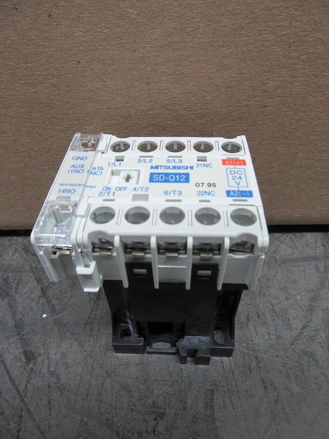 NEW SURPLUS MITSUBISHI MAGNETIC CONTACTOR SD-Q12 20 AMP 600V 4 KW COIL: 24 VDC
