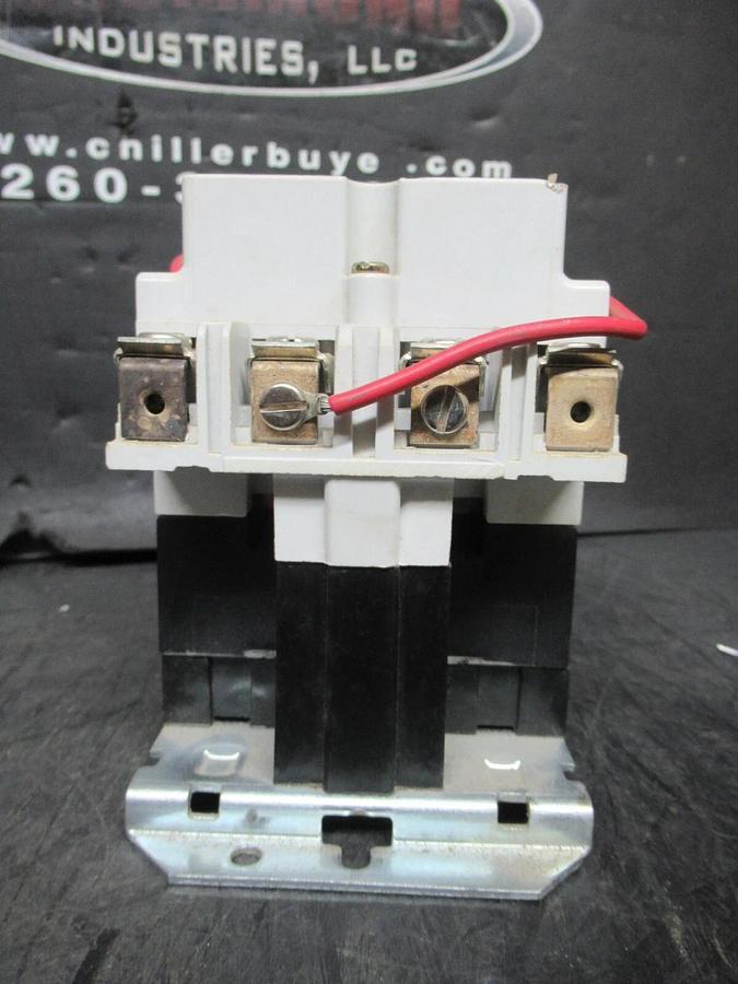 Used WESTINGHOUSE STARTER A200M1CB W/ BA13A 600 VOLT 10 HP NEMA 1 **WARRANTY**