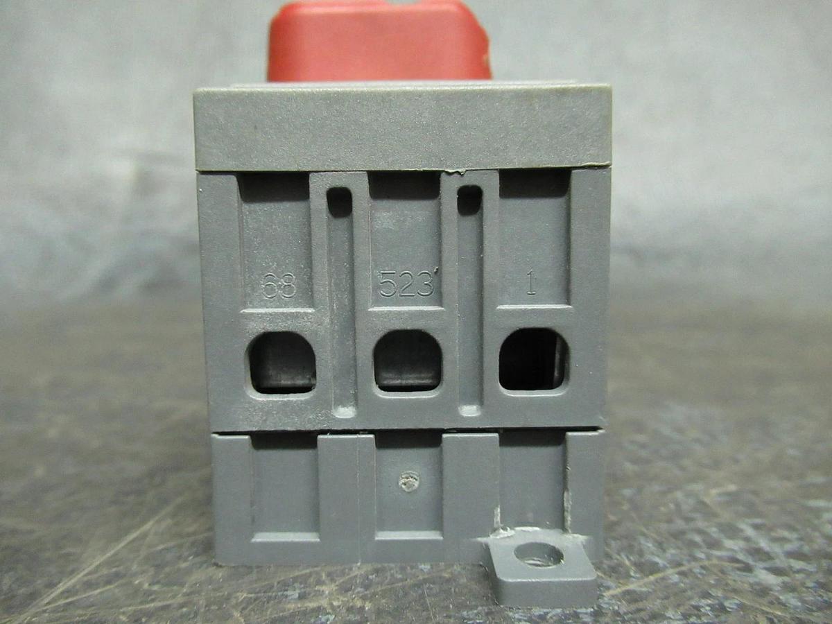 Used ABB OT16E3 DISCONNECT SWITCH 600 V 16 A 10 HP @ 480 VAC 3 PH *WARRANTY INCLUDED*